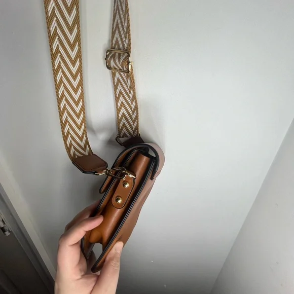 Lulla Collection NYC Brown Mini Crossbody Phone Bag Adjustable Strap - Picture 12 of 12